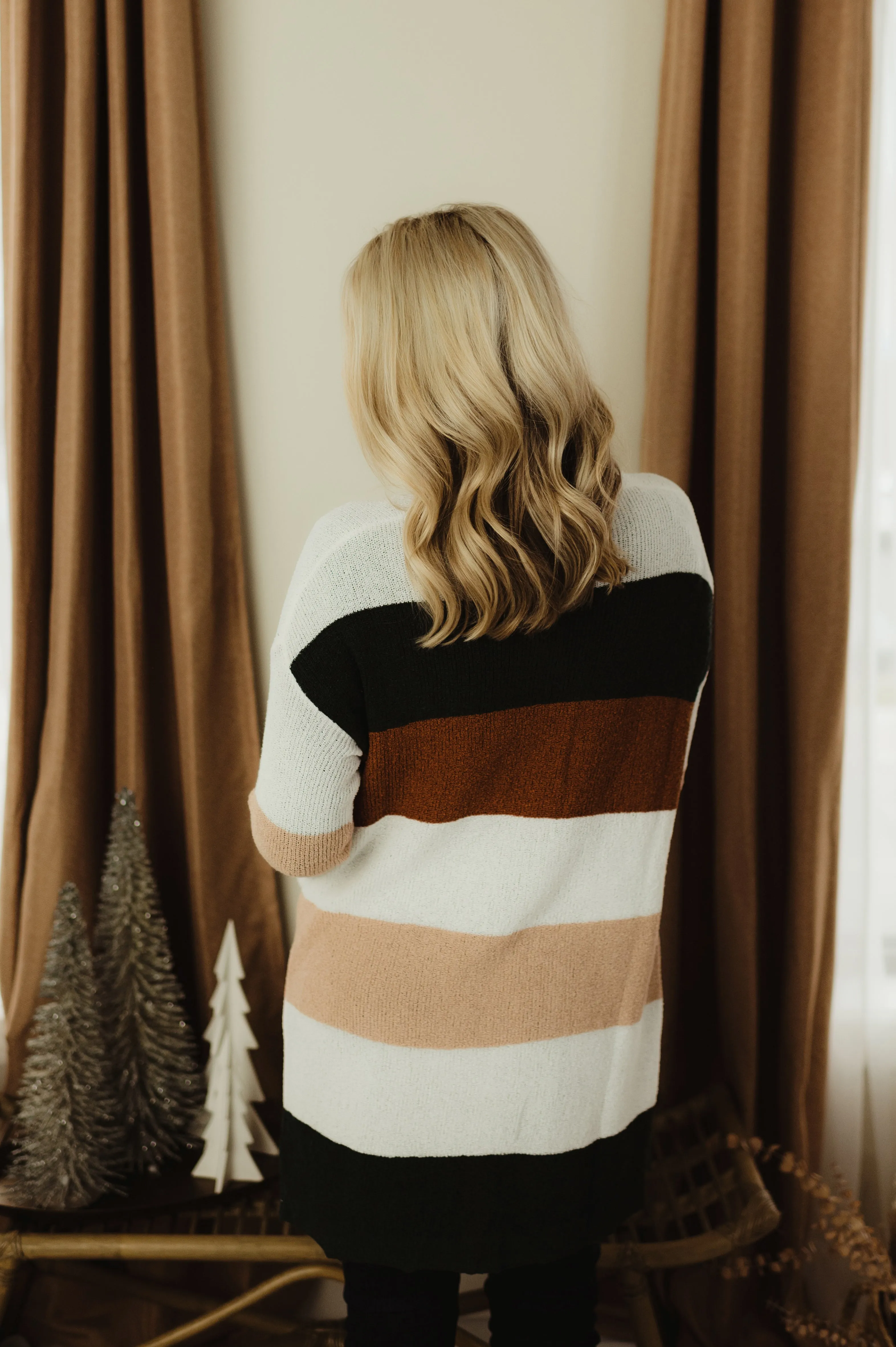 Colorblock Light Cardigan