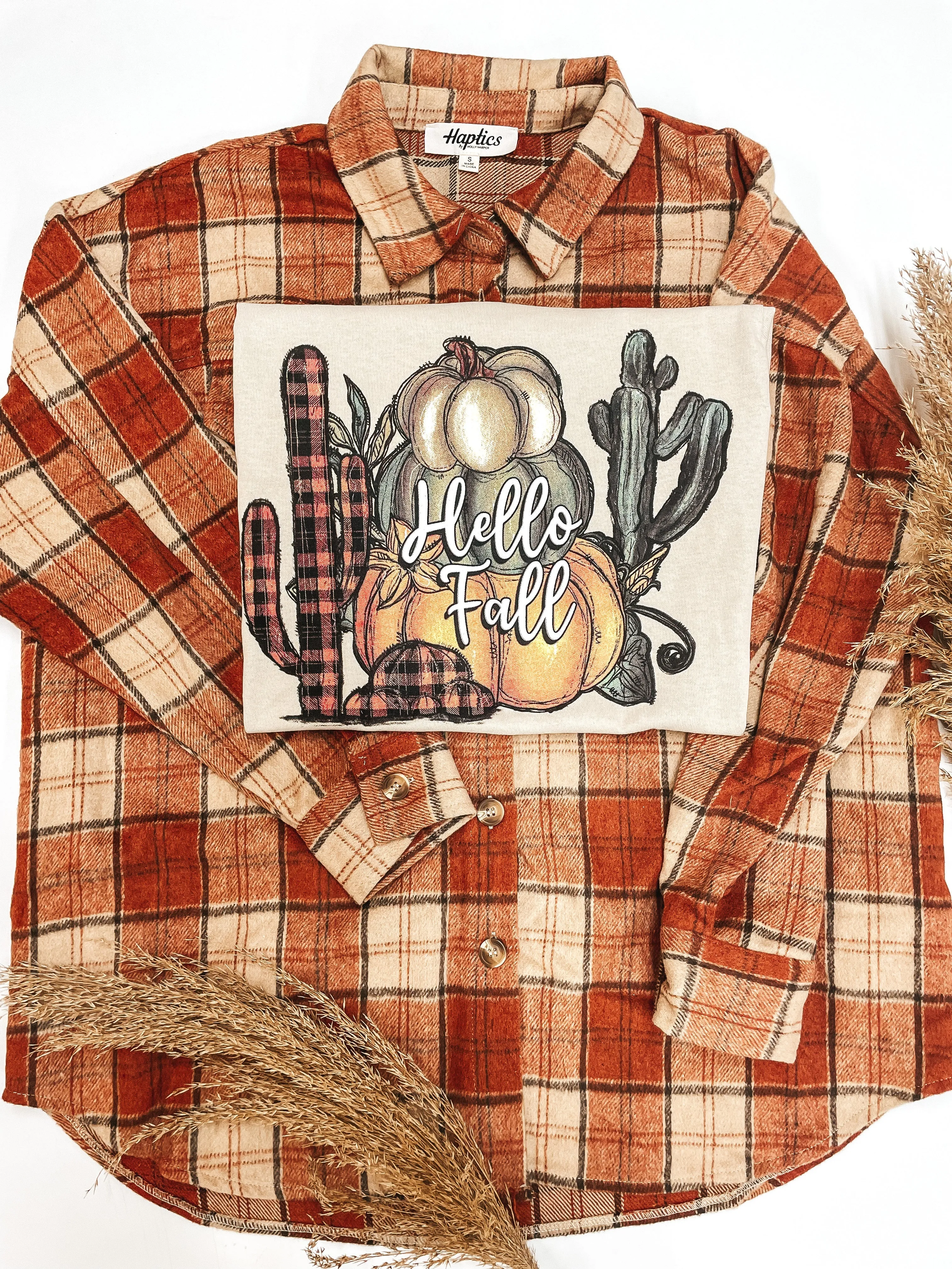 Hello Fall Saguaro Short Sleeve Graphic Tee in Light Beige *slightly blemished*