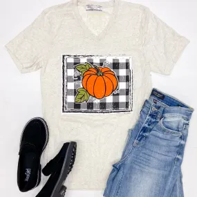 Last Chance Size Small | Buffalo Plaid Pumpkin Short Sleeve Graphic Tee in Light Beige