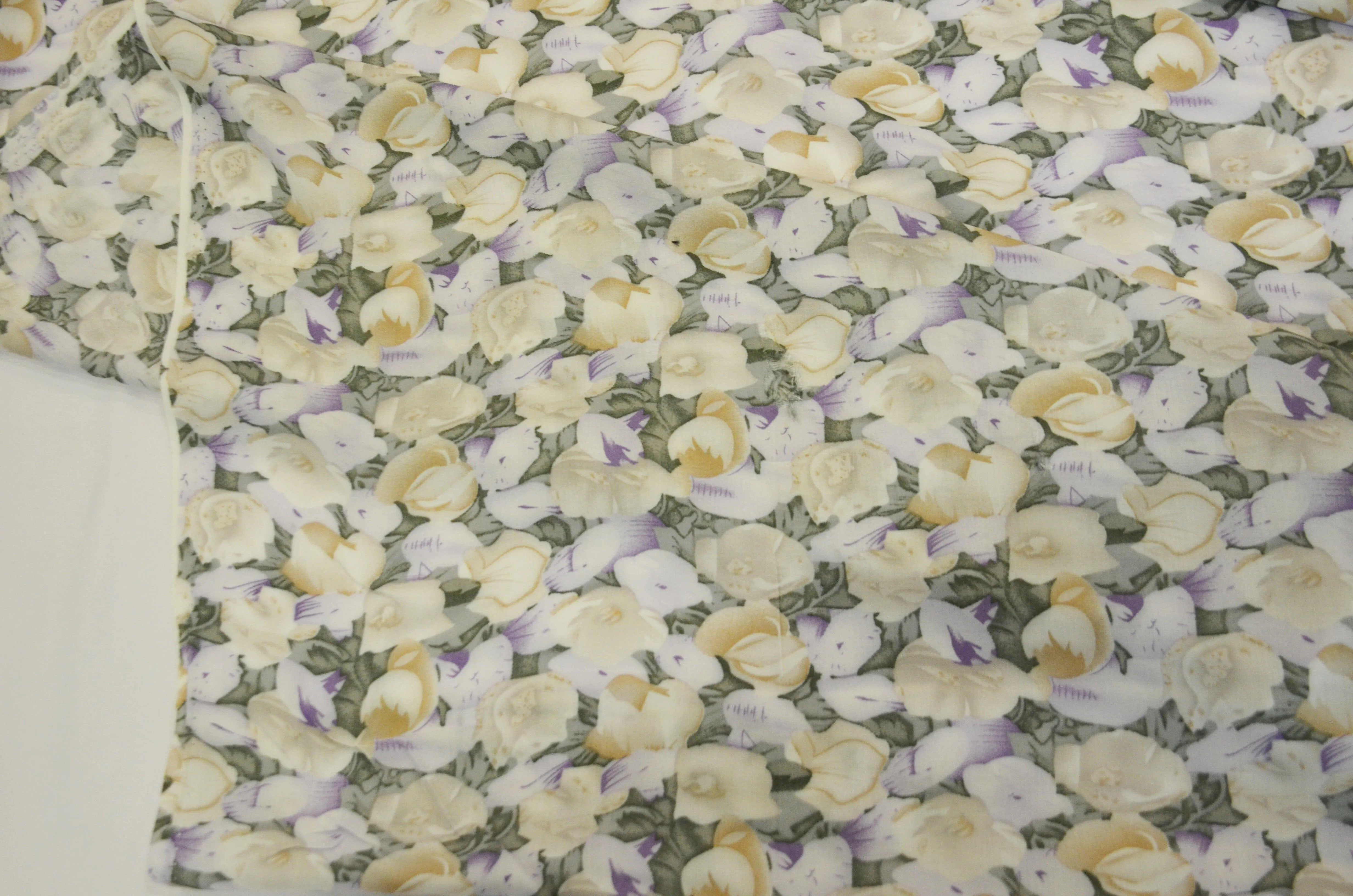 Spring Floral Rayon Challis Fabric by the Continuous Yard | 60" Wide | Flower Rayon Challis Fabric | Rayon Challis for Dresses and Skirts |